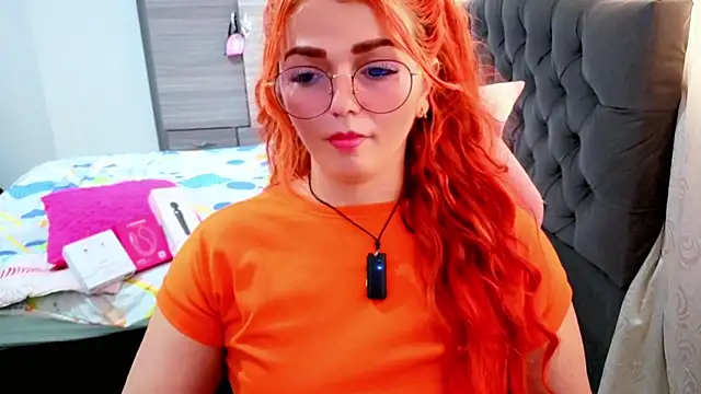 Alexatexa2929 online show from April 2026 07:32:01 PM