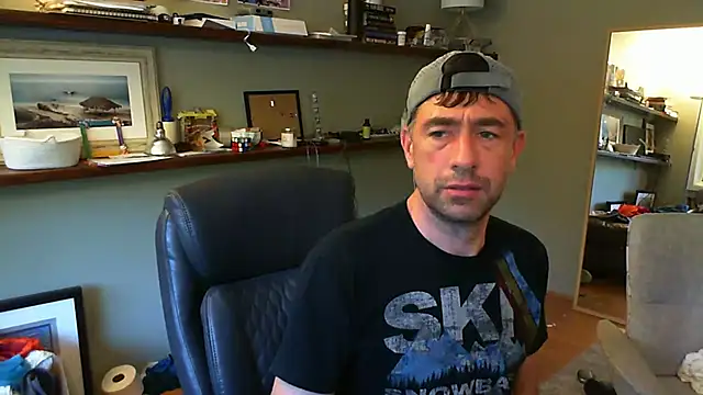 Snapshot of jackaslice chatting on October 2025 08:09:02 PM jackaslice online show from October 2025 08:09:02 PM