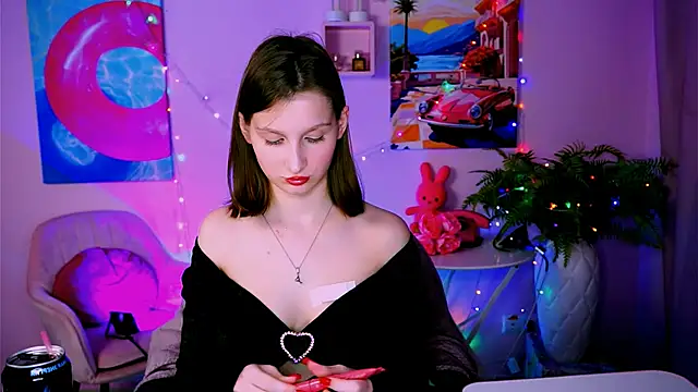EllaHorton online show from April 2026 03:54:02 PM