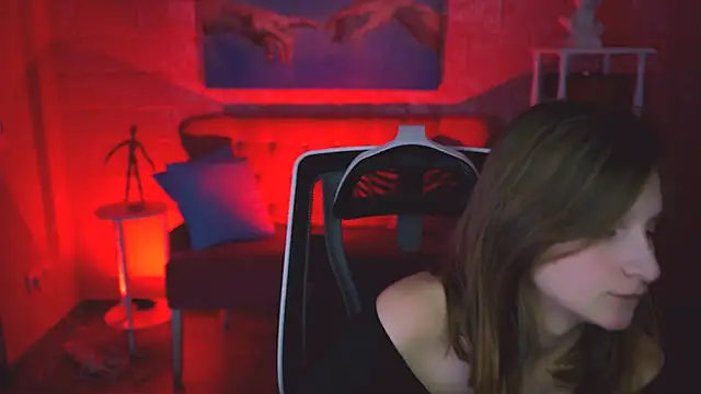 EllaHorton online show from November 2025 07:50:01 PM