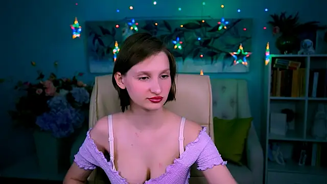 EllaHorton online show from May 2026 04:35:02 PM