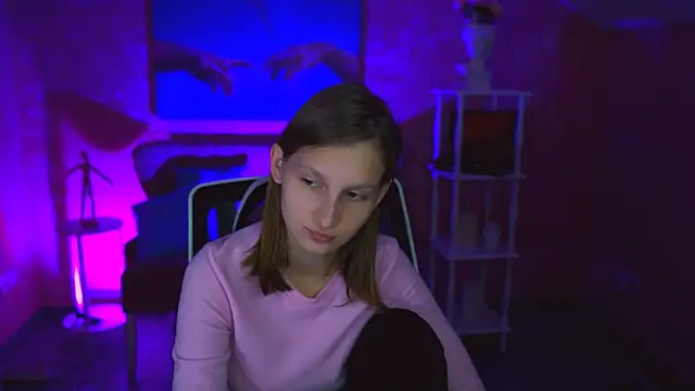 EllaHorton online show from November 2025 08:30:02 AM