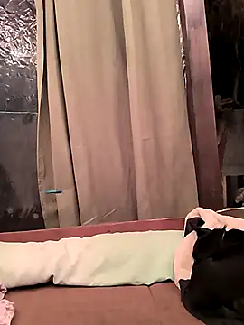 jusichka online show from October 2025 05:24:01 PM