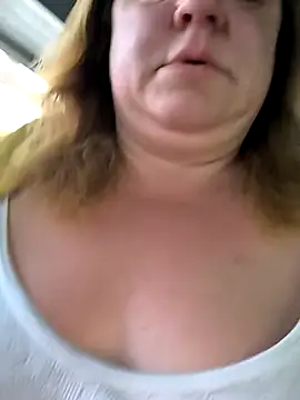 Snapshot of jusichka chatting on March 2026 06:22:01 AM jusichka online show from March 2026 06:22:01 AM