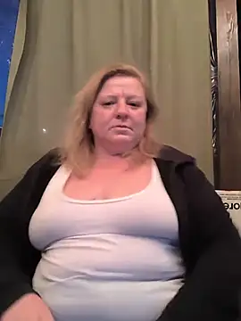 jusichka online show from June 2026 06:56:01 PM