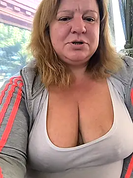 jusichka online show from October 2025 05:53:01 AM