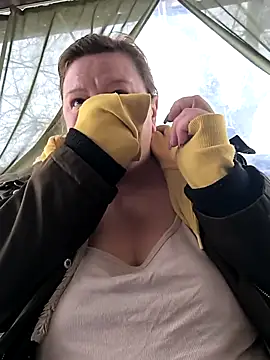 jusichka online show from December 2025 09:37:02 AM