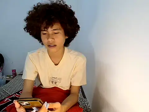 Snapshot of Asiantwink21 chatting on June 2026 02:59:01 PM Asiantwink21 online show from June 2026 02:59:01 PM