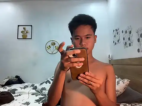 Asiantwink21 online show from September 2025 01:55:02 PM