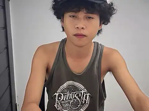 Asiantwink21 online show from April 2026 04:02:01 PM