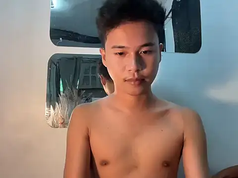 Asiantwink21 online show from September 2025 05:52:02 AM