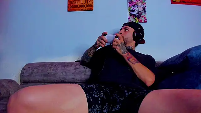 Drako Lamar online show from October 2025 02:10:01 AM