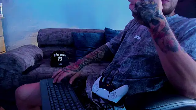 Drako Lamar online show from December 2025 08:04:02 PM