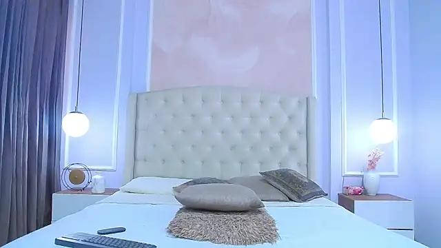 Snapshot of JoannaCox chatting on November 2025 07:50:02 PM JoannaCox online show from November 2025 07:50:02 PM