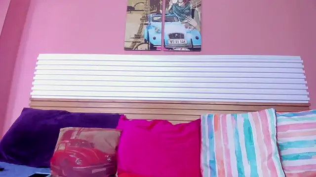 hot milkbitch online show from November 2025 01:31:02 AM