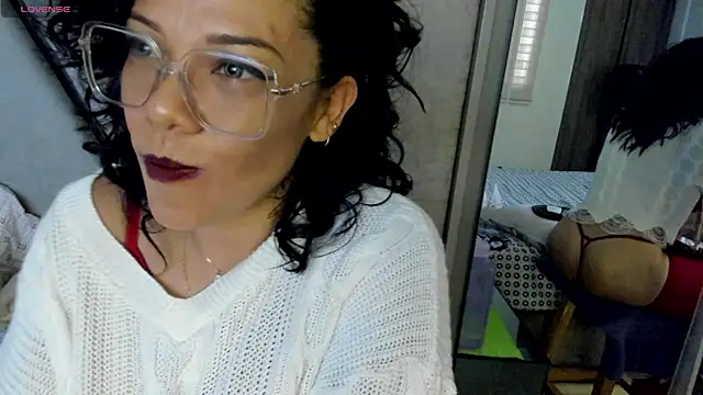 paula daniela1 online show from February 2025 08:46:01 PM