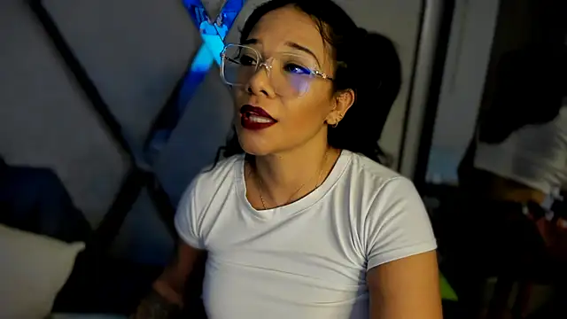 paula daniela1 online show from February 2025 09:48:01 PM