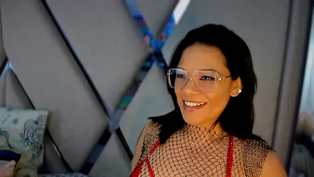 paula daniela1 online show from March 2025 09:48:02 PM