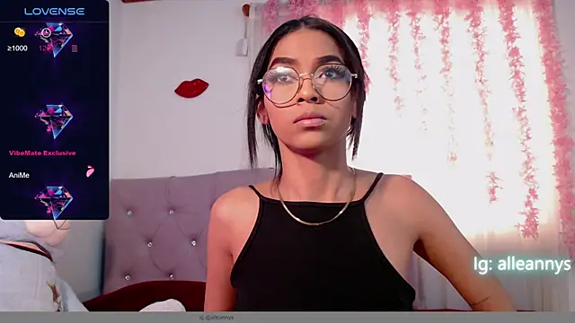 Snapshot of Alleanys_Cristal chatting on March 2025 02:18:02 PM Alleanys Cristal online show from March 2025 02:18:02 PM