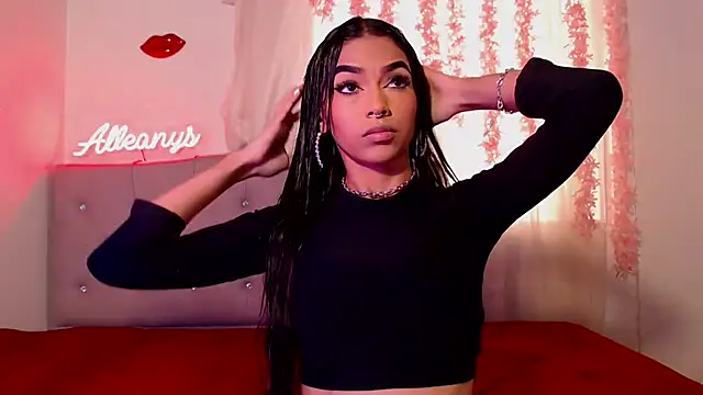 Snapshot of Alleanys_Cristal chatting on September 2025 02:28:02 PM Alleanys Cristal online show from September 2025 02:28:02 PM