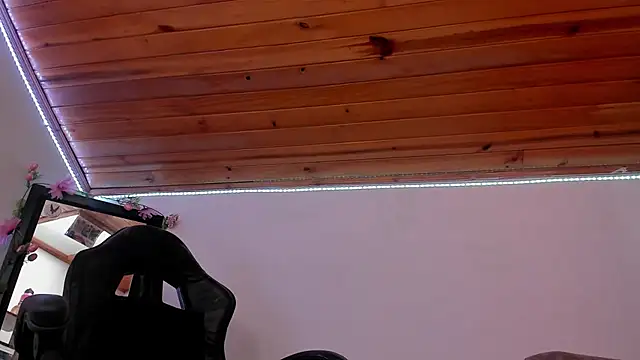 kat apple online show from April 2026 07:07:02 PM