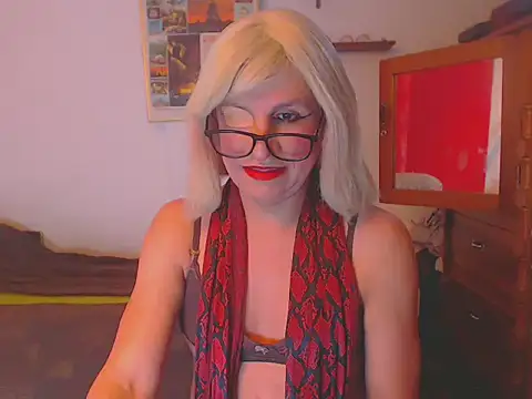 LorenJade online show from March 2025 07:22:01 AM