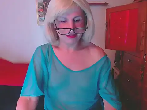 LorenJade online show from December 2025 07:51:01 AM