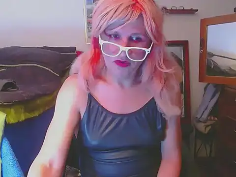 LorenJade online show from May 2026 07:06:01 AM