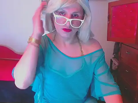 LorenJade online show from December 2025 09:45:02 AM