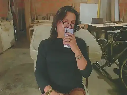 LorenJade online show from April 2026 02:02:02 AM