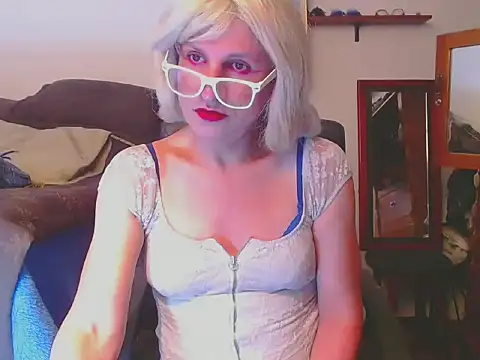 LorenJade online show from April 2026 07:44:01 AM