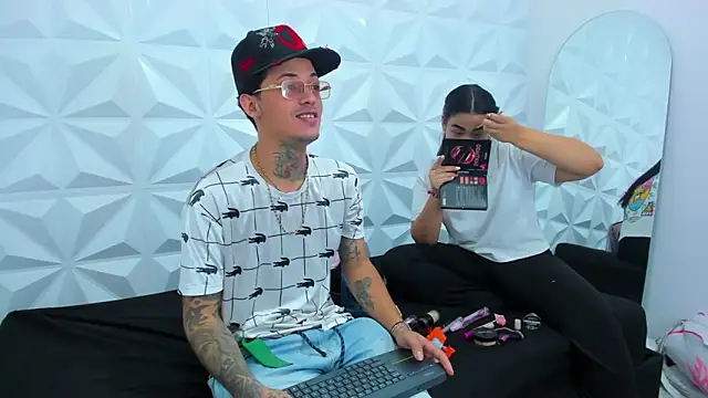 Aronjusting online show from February 2026 01:02:02 AM