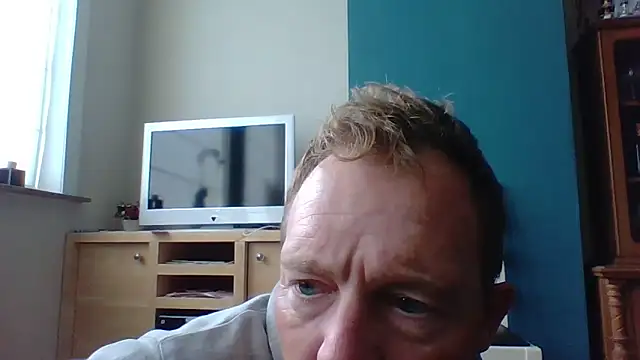 Snapshot of bertolini chatting on September 2025 01:33:01 PM bertolini online show from September 2025 01:33:01 PM