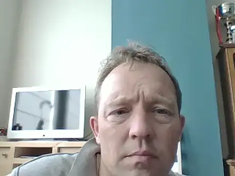 Snapshot of bertolini chatting on March 2025 02:13:02 PM bertolini online show from March 2025 02:13:02 PM