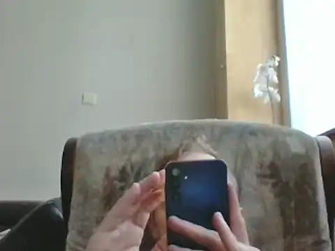 Snapshot of bertolini chatting on March 2025 05:23:01 PM bertolini online show from March 2025 05:23:01 PM