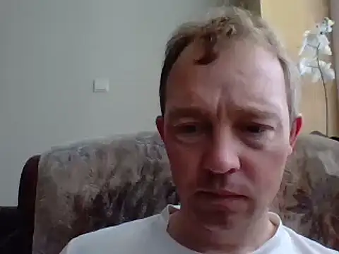 Snapshot of bertolini chatting on March 2025 06:47:02 AM bertolini online show from March 2025 06:47:02 AM