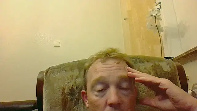 Snapshot of bertolini chatting on September 2025 08:58:01 PM bertolini online show from September 2025 08:58:01 PM