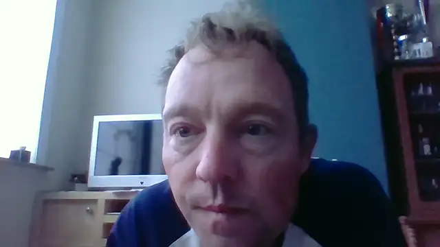 Snapshot of bertolini chatting on October 2025 06:37:02 AM bertolini online show from October 2025 06:37:02 AM