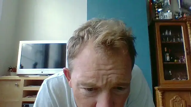 Snapshot of bertolini chatting on September 2025 06:51:01 AM bertolini online show from September 2025 06:51:01 AM