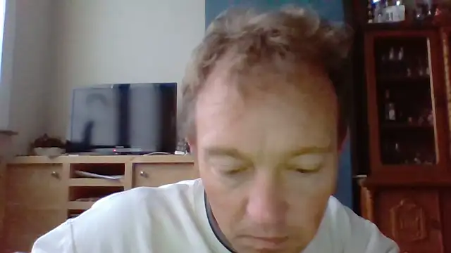 bertolini online show from November 2025 04:00:01 PM