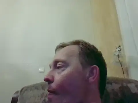 Snapshot of bertolini chatting on March 2025 09:21:01 PM bertolini online show from March 2025 09:21:01 PM