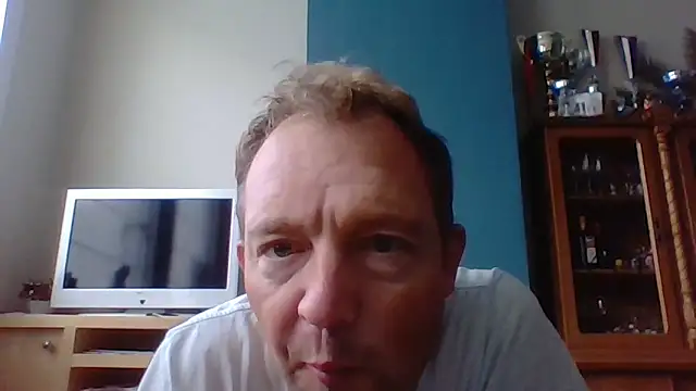 Snapshot of bertolini chatting on September 2025 07:03:01 AM bertolini online show from September 2025 07:03:01 AM