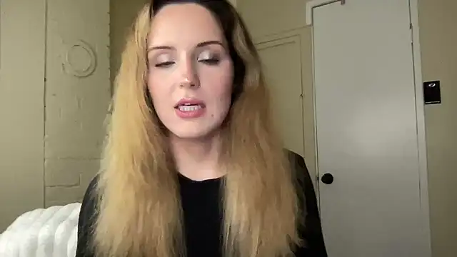sexylilly69 online show from June 2026 03:07:01 AM