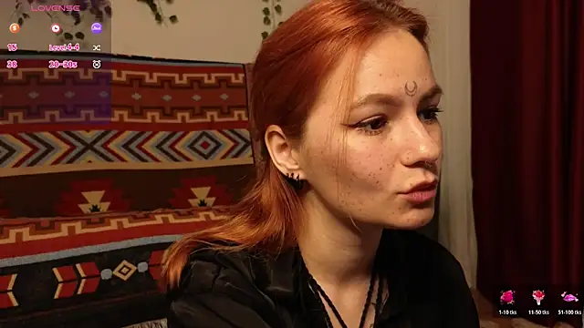 girl with snaketatto0 online show from December 2025 01:56:01 AM