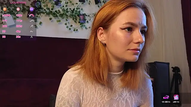 girl with snaketatto0 online show from September 2025 02:58:01 AM