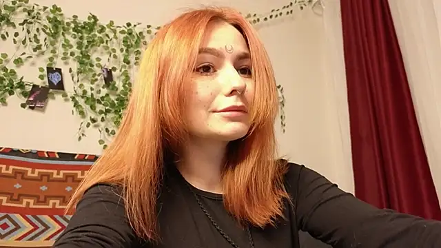 girl with snaketatto0 online show from December 2025 01:50:02 AM