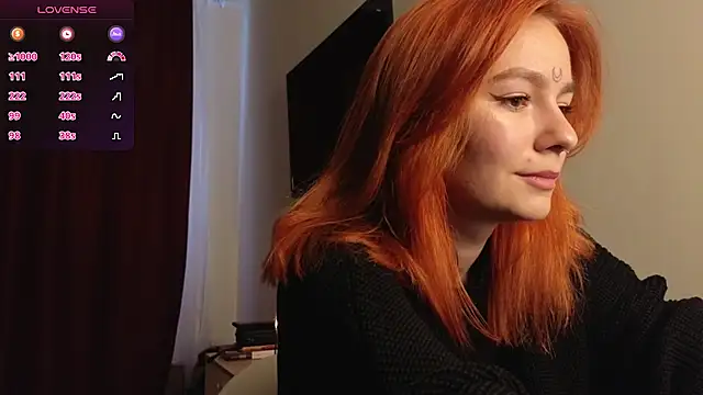 girl with snaketatto0 online show from October 2025 05:00:01 AM