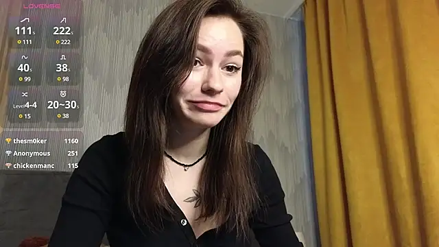 girl with snaketatto0 online show from January 2025 07:49:01 AM