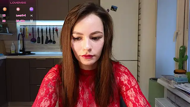 girl with snaketatto0 online show from March 2025 04:17:02 AM