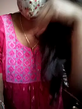 Snapshot of indian-adhaya chatting on February 2025 10:40:02 AM indian-adhaya online show from February 2025 10:40:02 AM